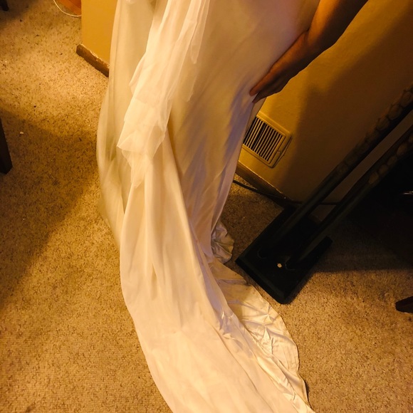 Vera Wang Wedding dress Silk - Picture 3 of 6
